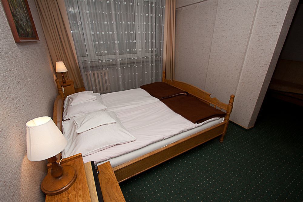 Hotel Gromada 2*